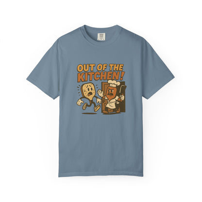 Out of the Kitchen! Funny Pickleball T-Shirt – Retro Cartoon Chef Paddle Design for Players Who Love Pickleball and Laughs