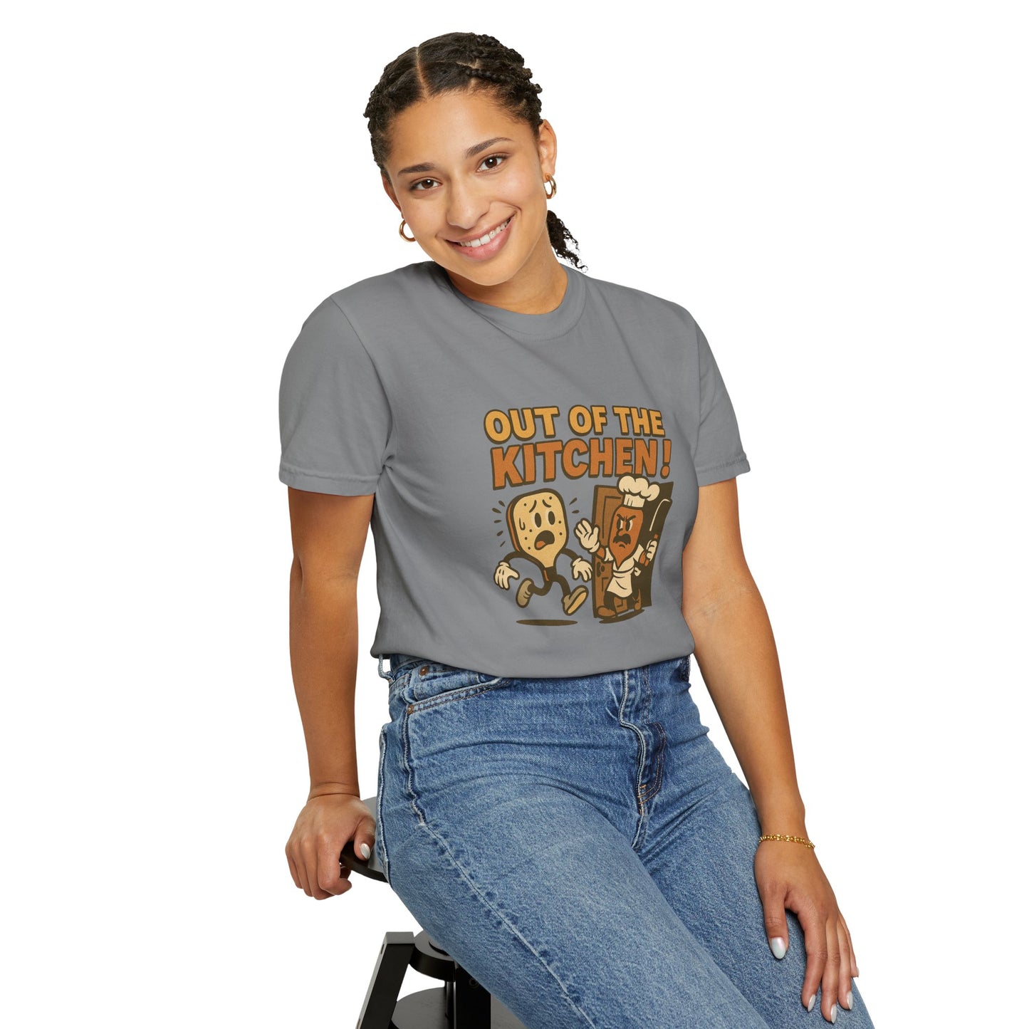 Out of the Kitchen! Funny Pickleball T-Shirt – Retro Cartoon Chef Paddle Design for Players Who Love Pickleball and Laughs