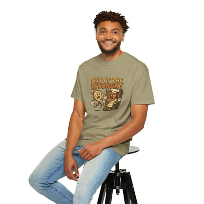 Out of the Kitchen! Funny Pickleball T-Shirt – Retro Cartoon Chef Paddle Design for Players Who Love Pickleball and Laughs
