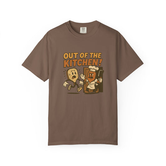 Out of the Kitchen! Funny Pickleball T-Shirt – Retro Cartoon Chef Paddle Design for Players Who Love Pickleball and Laughs